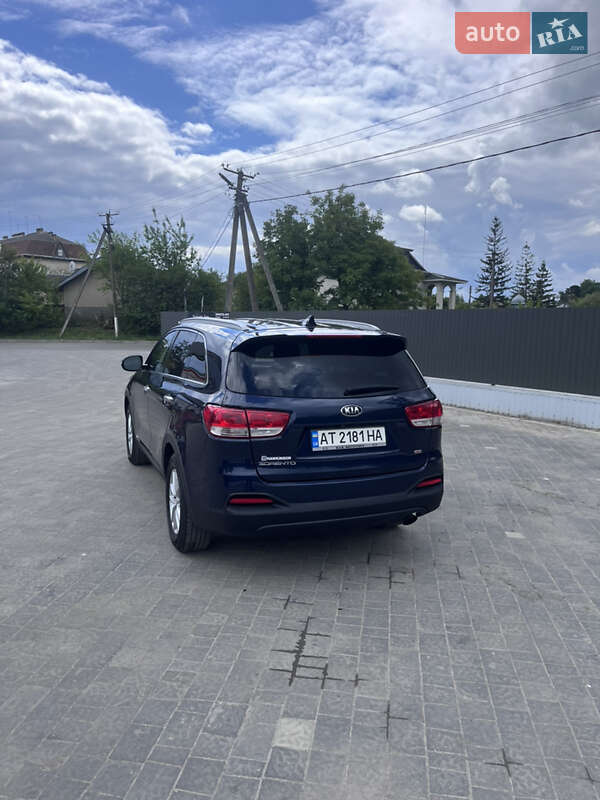Внедорожник / Кроссовер Kia Sorento 2016 в Городенке