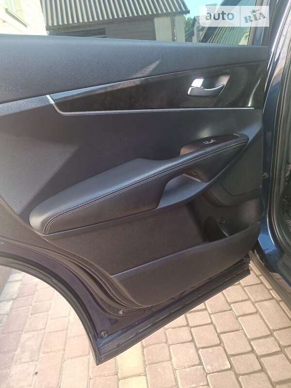 Внедорожник / Кроссовер Kia Sorento 2016 в Виннице