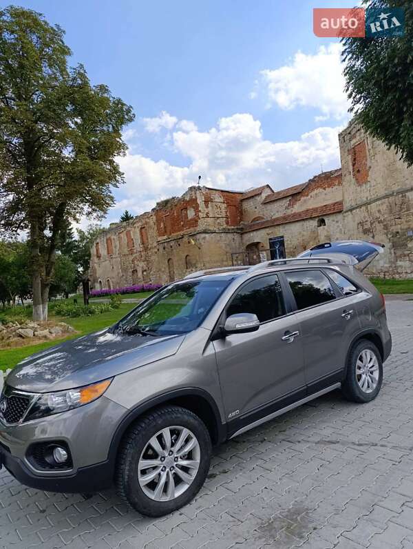 Внедорожник / Кроссовер Kia Sorento 2009 в Бережанах