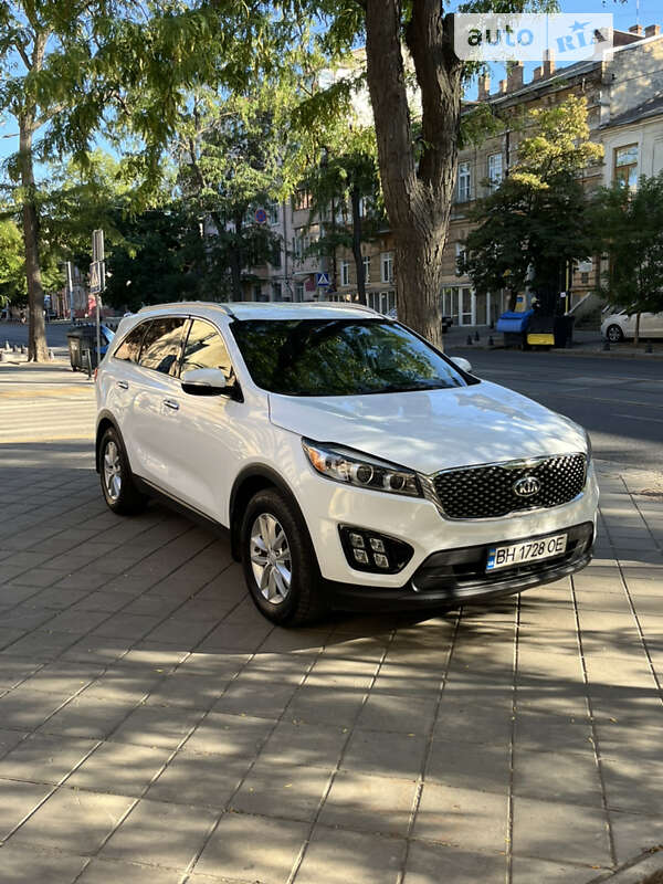 Внедорожник / Кроссовер Kia Sorento 2015 в Одессе