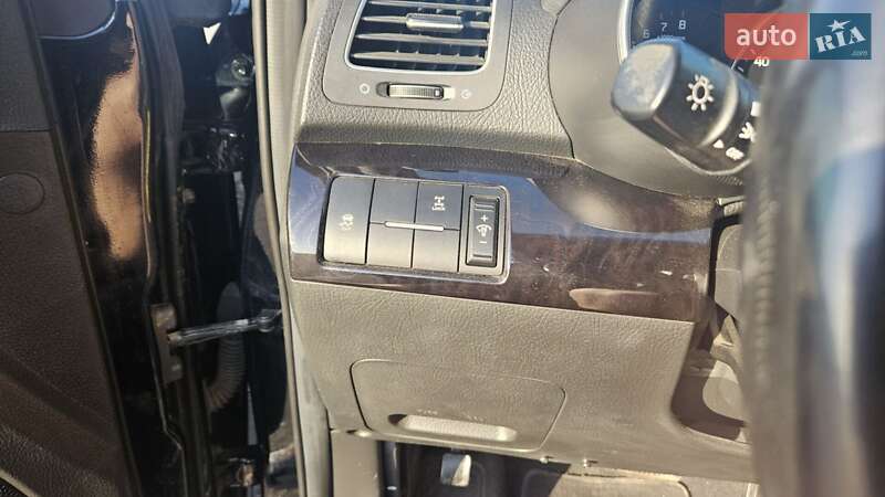 Позашляховик / Кросовер Kia Sorento 2013 в Дніпрі