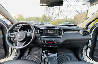 Внедорожник / Кроссовер Kia Sorento 2017 в 