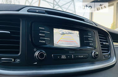 Внедорожник / Кроссовер Kia Sorento 2017 в 