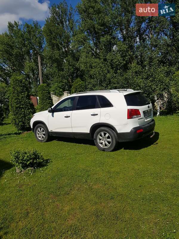 Позашляховик / Кросовер Kia Sorento 2011 в Рудки