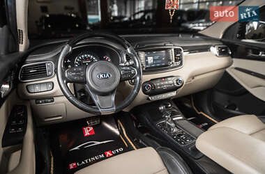 Внедорожник / Кроссовер Kia Sorento 2016 в 