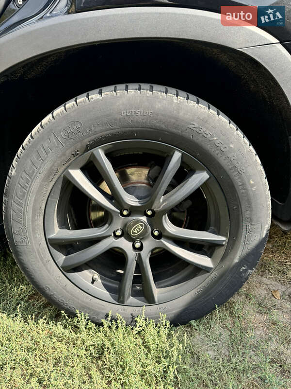 Внедорожник / Кроссовер Kia Sorento 2014 в Ахтырке