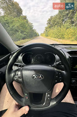 Внедорожник / Кроссовер Kia Sorento 2014 в Ахтырке