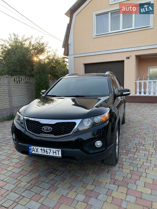 Внедорожник / Кроссовер Kia Sorento 2012 в Харькове