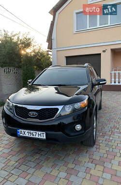 Позашляховик / Кросовер Kia Sorento 2012 в 