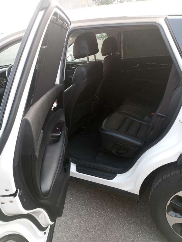 Позашляховик / Кросовер Kia Sorento 2016 в Києві фото 7 Позашляховик / Кросовер Kia Sorento 2016 в Києві