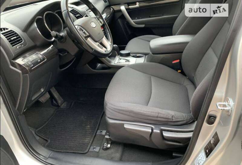 Позашляховик / Кросовер Kia Sorento 2011 в Рівному фото 18 Позашляховик / Кросовер Kia Sorento 2011 в Рівному