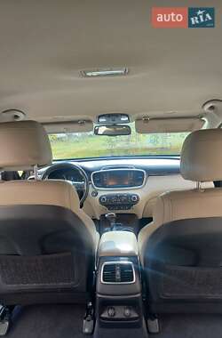 Внедорожник / Кроссовер Kia Sorento 2016 в 