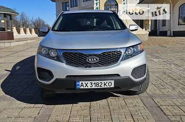 Позашляховик / Кросовер Kia Sorento 2012 в Харкові