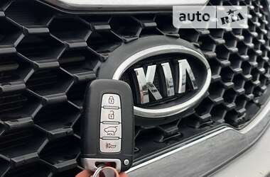 Внедорожник / Кроссовер Kia Sorento 2012 в Ровно