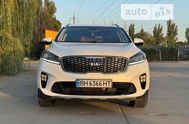 Внедорожник / Кроссовер Kia Sorento 2017 в Одессе