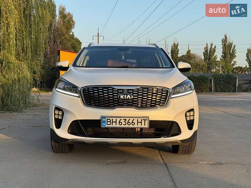 Позашляховик / Кросовер Kia Sorento 2017 в Одесі