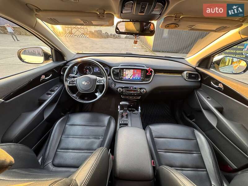 Позашляховик / Кросовер Kia Sorento 2017 в Одесі