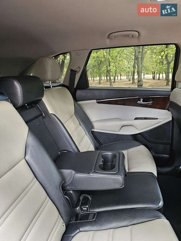 Позашляховик / Кросовер Kia Sorento 2015 в Харкові фото 45 Позашляховик / Кросовер Kia Sorento 2015 в Харкові