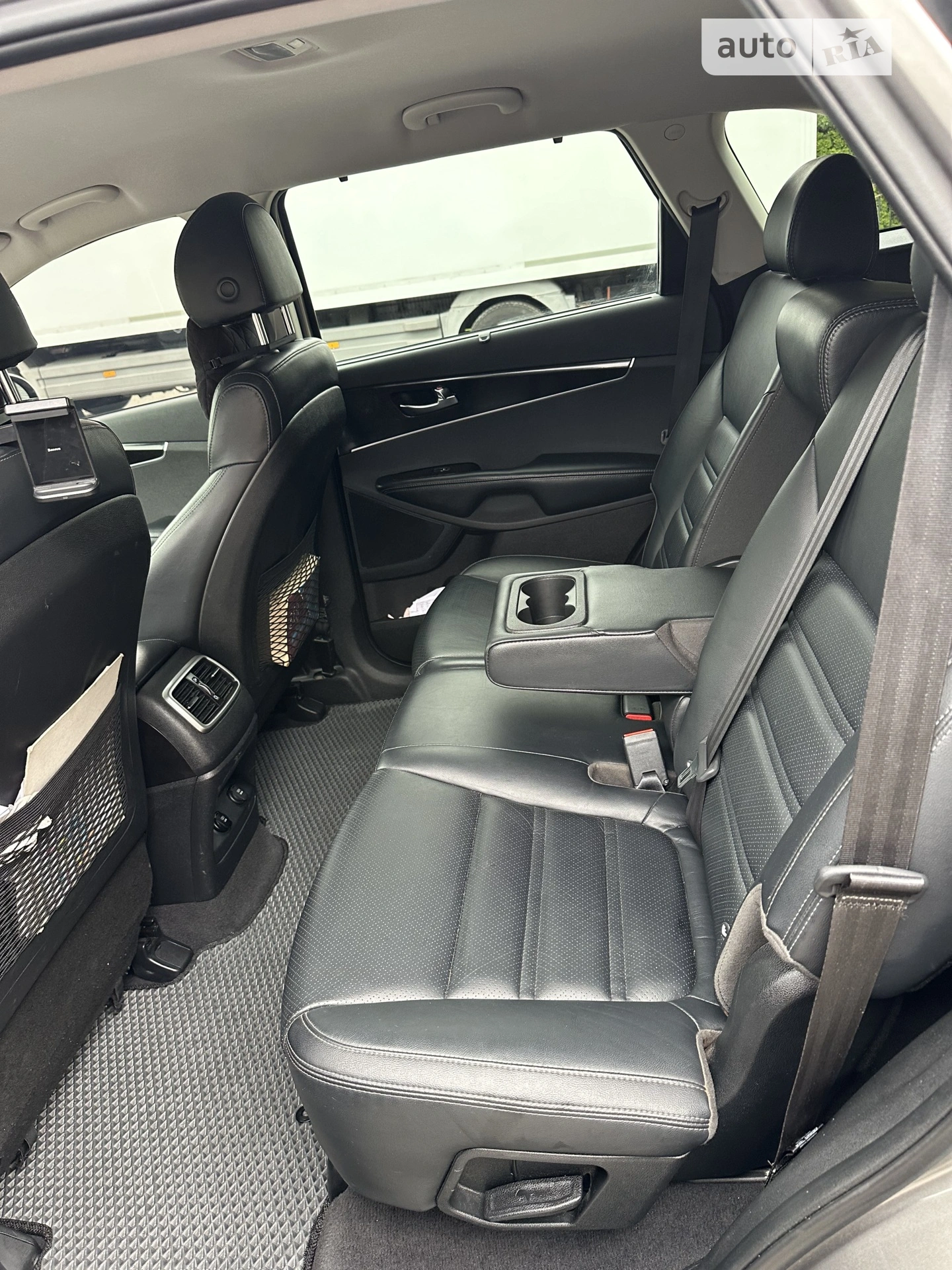 2017 Kia Sorento - мініатюра 21