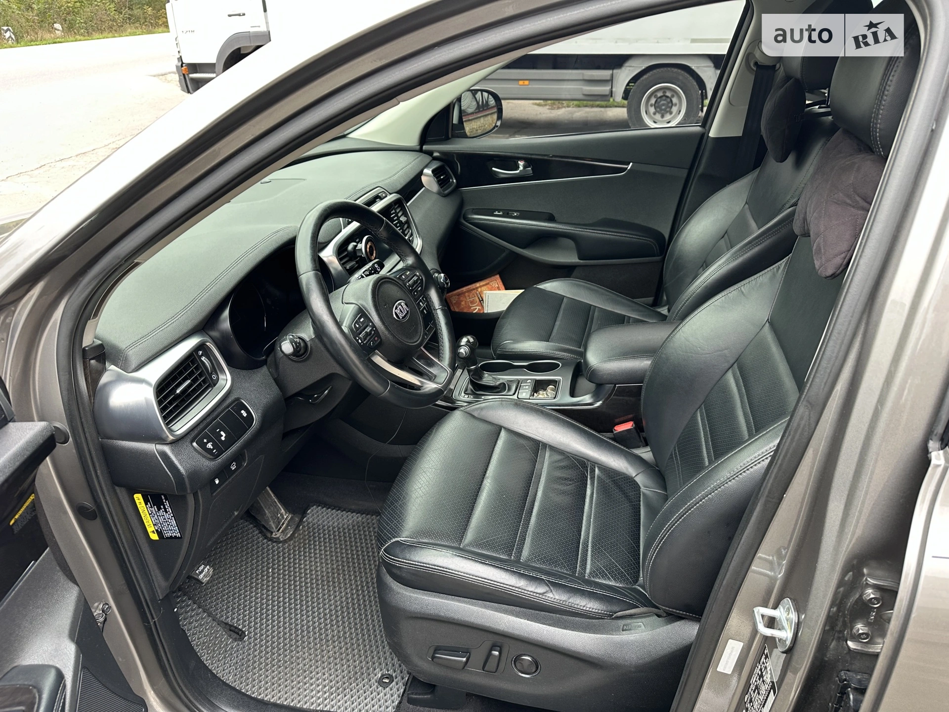 2017 Kia Sorento - мініатюра 10