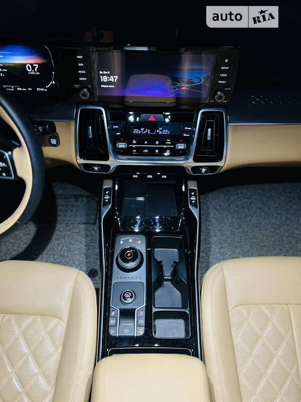 Внедорожник / Кроссовер Kia Sorento 2020 в Киеве