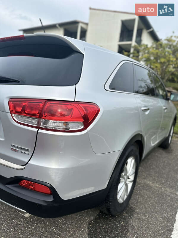 Позашляховик / Кросовер Kia Sorento 2016 в Херсоні