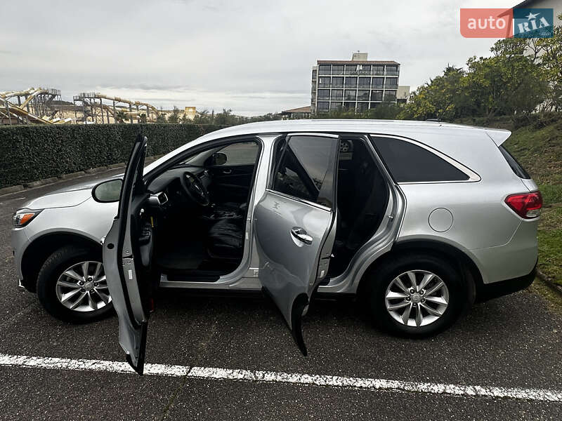 Позашляховик / Кросовер Kia Sorento 2016 в Херсоні