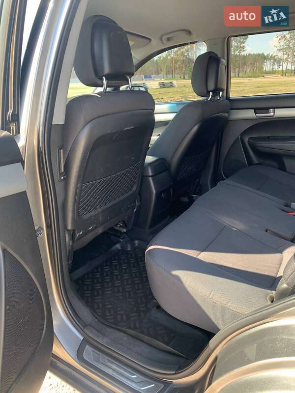 Внедорожник / Кроссовер Kia Sorento 2011 в Ровно