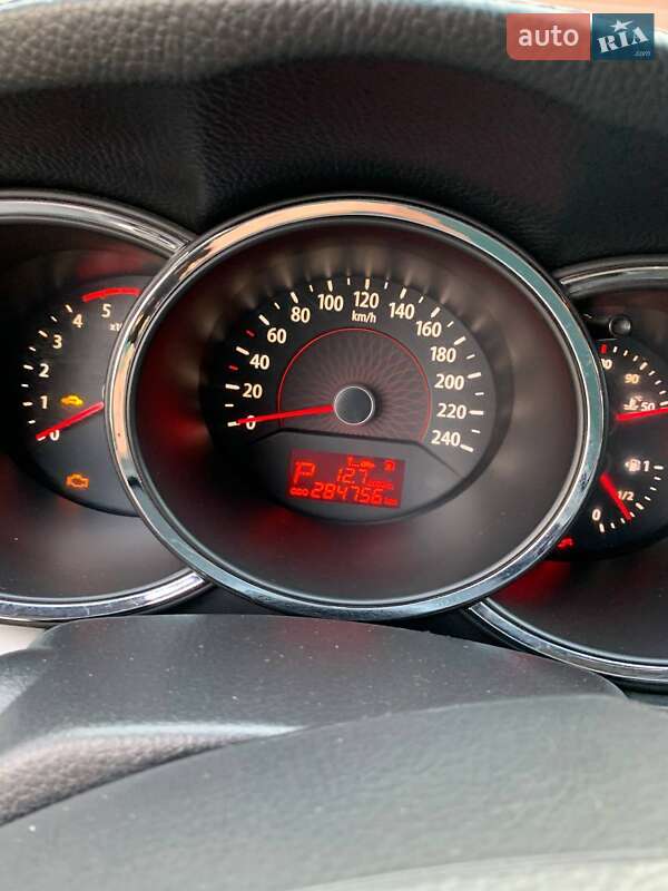 Внедорожник / Кроссовер Kia Sorento 2011 в Ровно