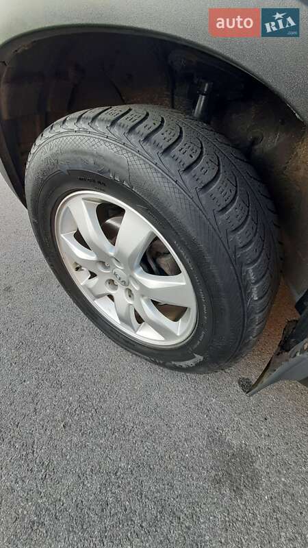 Внедорожник / Кроссовер Kia Sorento 2012 в Чернигове
