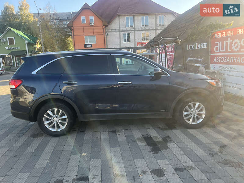 Позашляховик / Кросовер Kia Sorento 2015 в Сваляві фото 5 Позашляховик / Кросовер Kia Sorento 2015 в Сваляві
