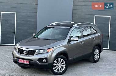 Внедорожник / Кроссовер Kia Sorento 2010 в Надворной