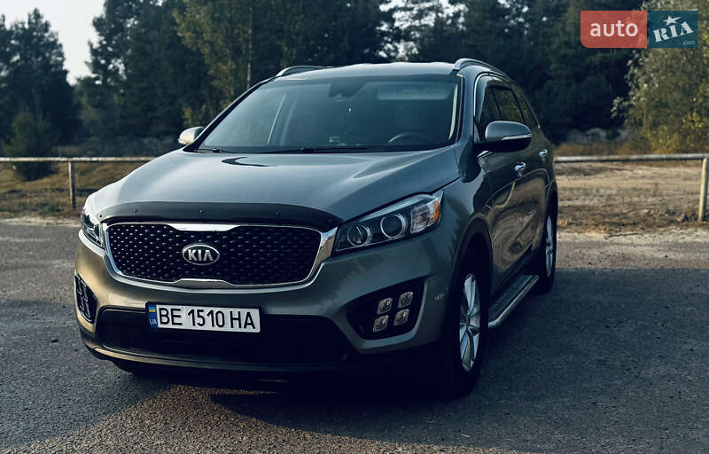 Внедорожник / Кроссовер Kia Sorento 2017 в Николаеве