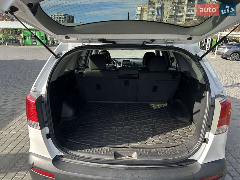 Позашляховик / Кросовер Kia Sorento 2011 в Кропивницькому