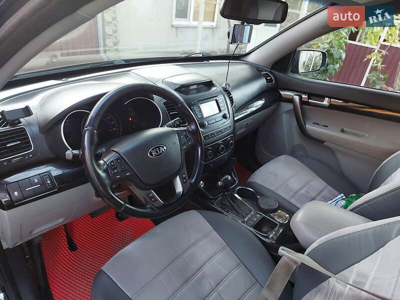 Внедорожник / Кроссовер Kia Sorento 2013 в Рени