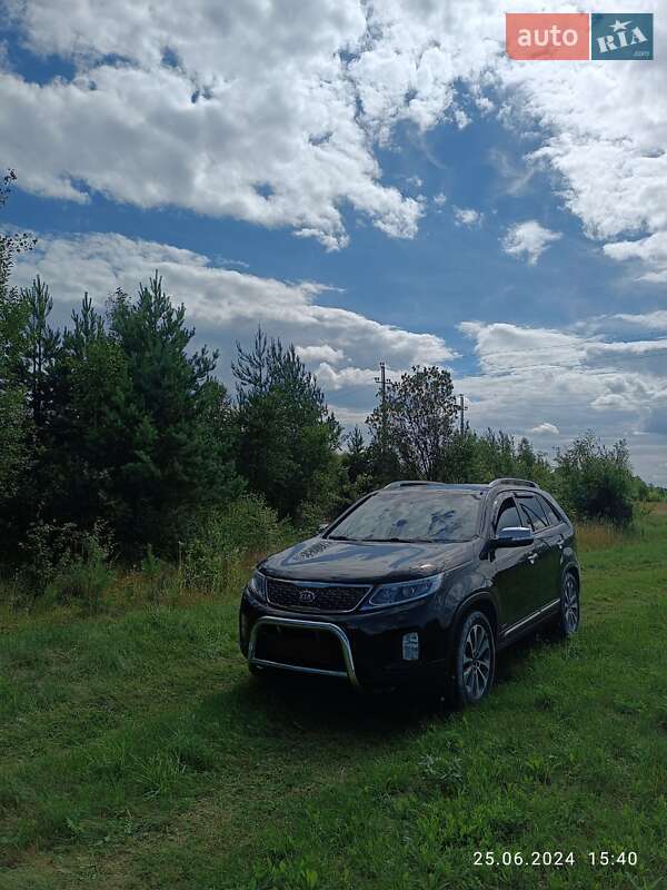 Внедорожник / Кроссовер Kia Sorento 2014 в 