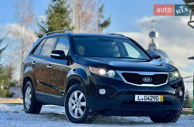 Внедорожник / Кроссовер Kia Sorento 2010 в Межгорье