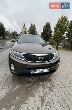 Внедорожник / Кроссовер Kia Sorento 2014 в Здолбунове