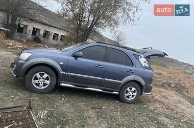 Внедорожник / Кроссовер Kia Sorento 2004 в Запорожье