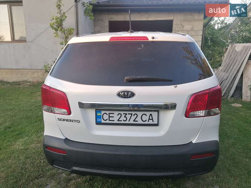Внедорожник / Кроссовер Kia Sorento 2011 в Сторожинце