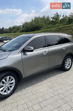 Внедорожник / Кроссовер Kia Sorento 2016 в 