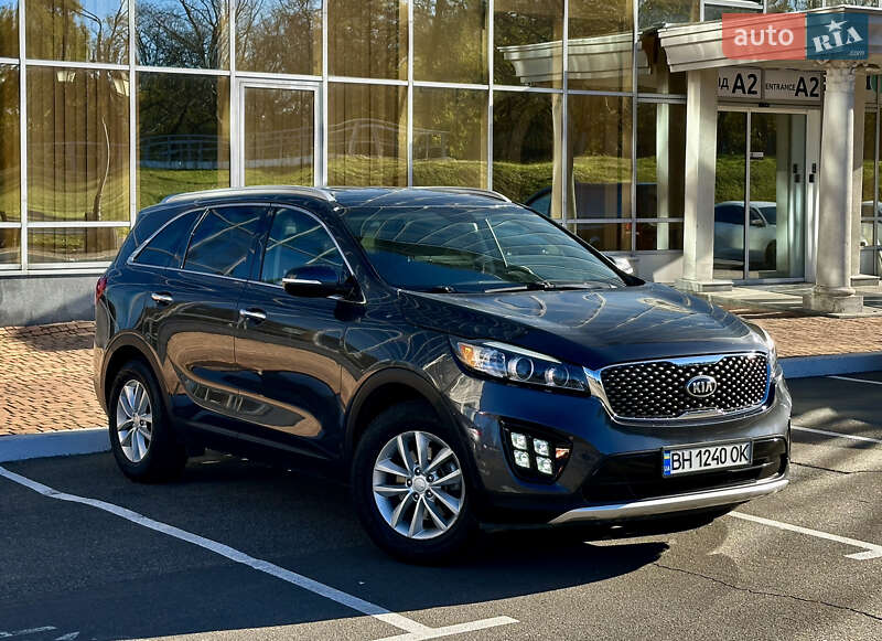 Позашляховик / Кросовер Kia Sorento 2017 в Одесі