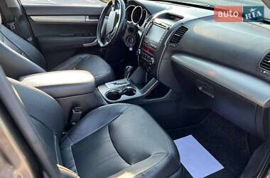 Внедорожник / Кроссовер Kia Sorento 2011 в 