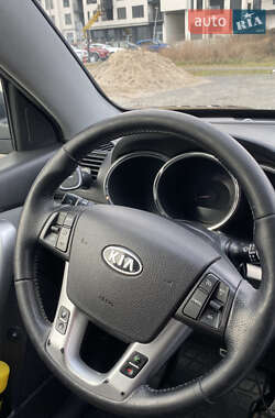 Внедорожник / Кроссовер Kia Sorento 2011 в 