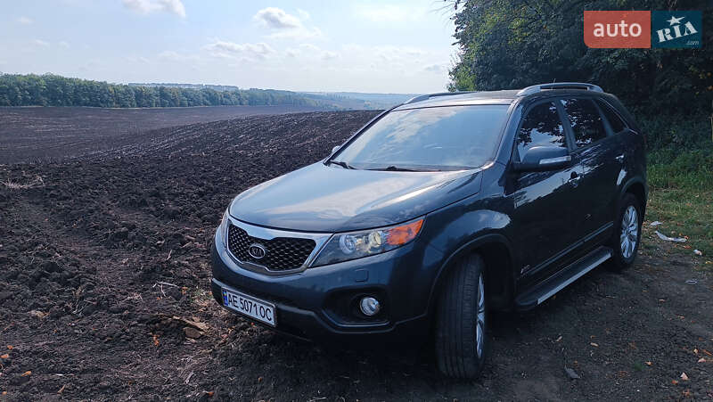 Позашляховик / Кросовер Kia Sorento 2010 в Кривому Розі