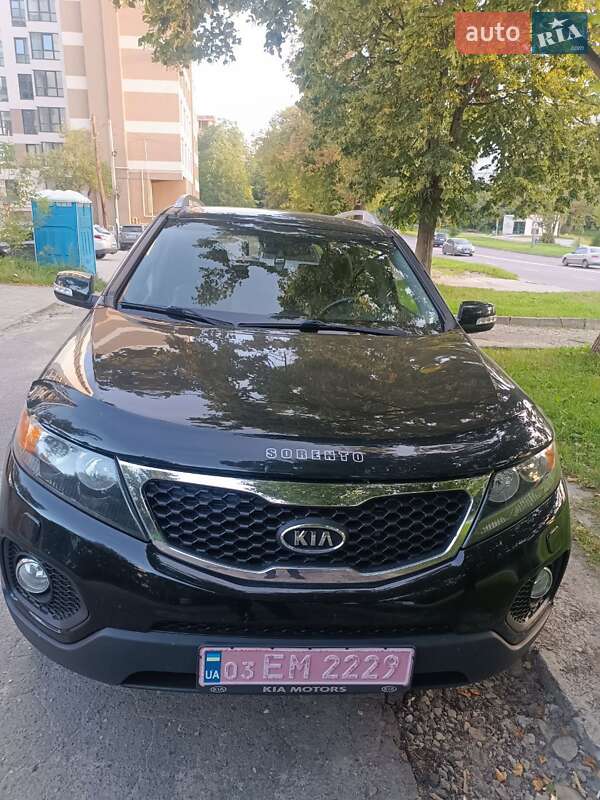 Внедорожник / Кроссовер Kia Sorento 2011 в 