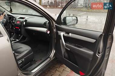 Внедорожник / Кроссовер Kia Sorento 2011 в Хмельнике