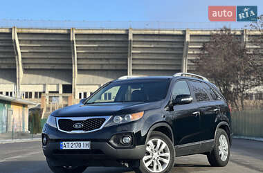 Позашляховик / Кросовер Kia Sorento 2010 в Івано-Франківську