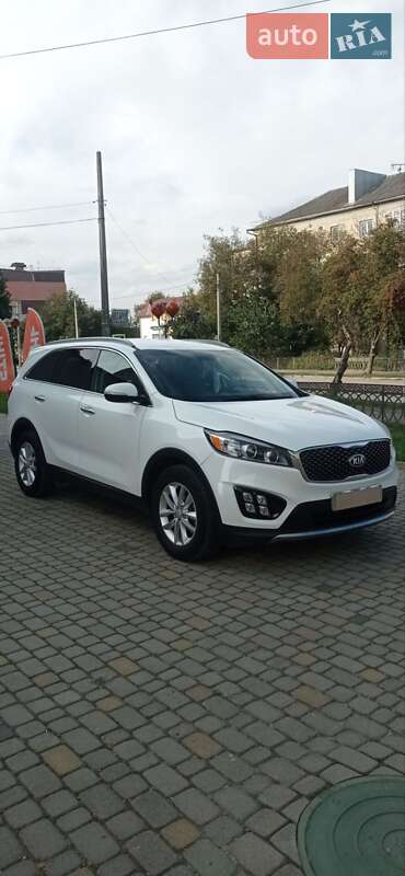 Позашляховик / Кросовер Kia Sorento 2016 в Гусятині