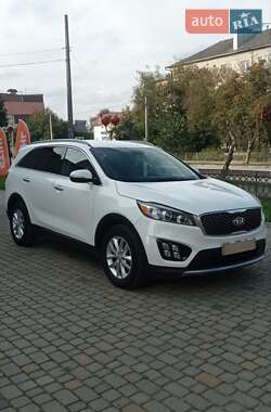 Внедорожник / Кроссовер Kia Sorento 2016 в 